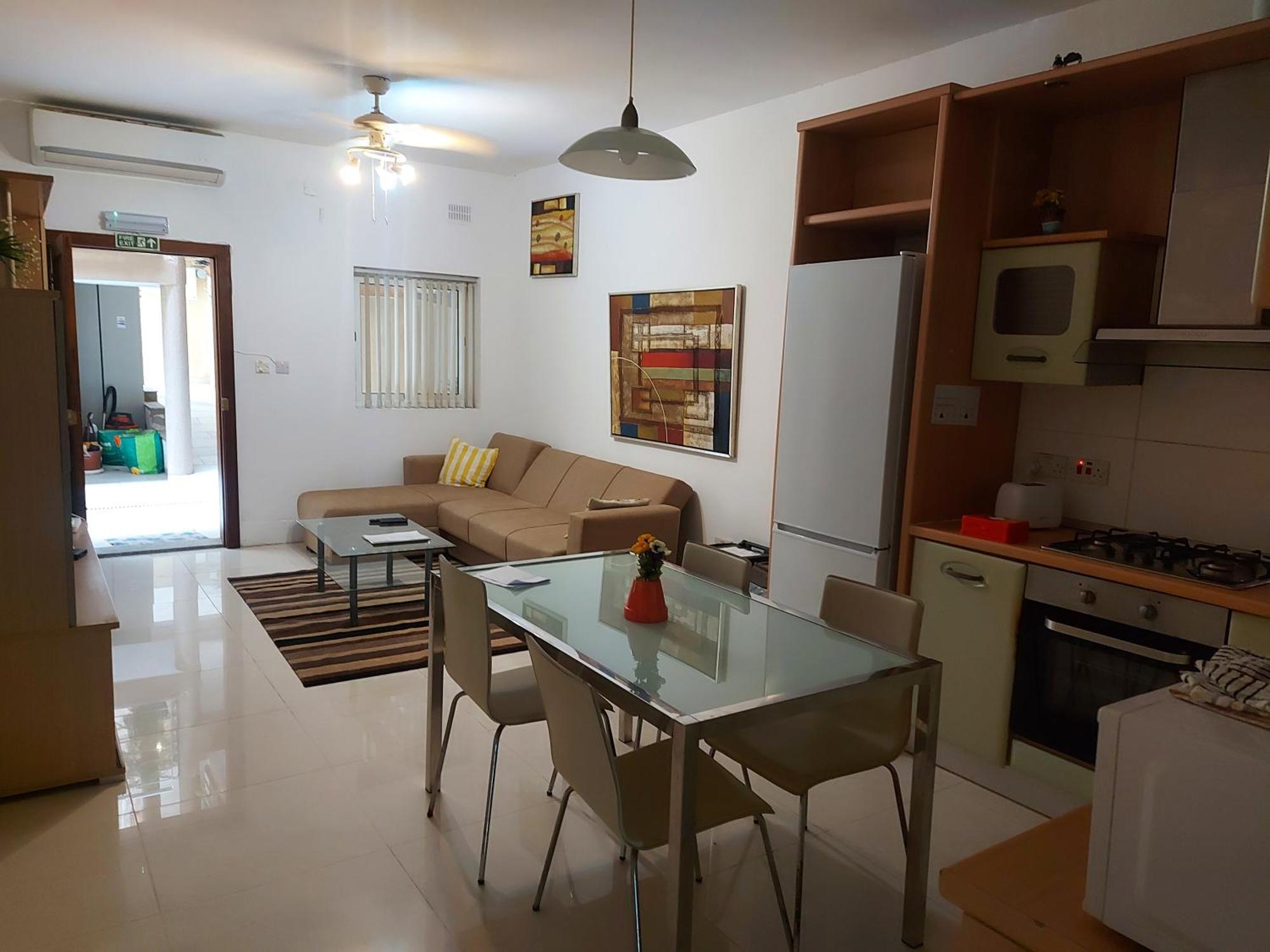 Swieqi Apartment Saint Julian's Bagian luar foto
